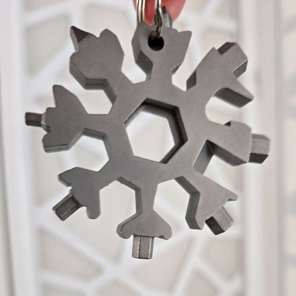 18-in-1 Stainless Steel Snowflake Multi-Tool Screwdriver Tool Set of 2 - Picture 5 of 5